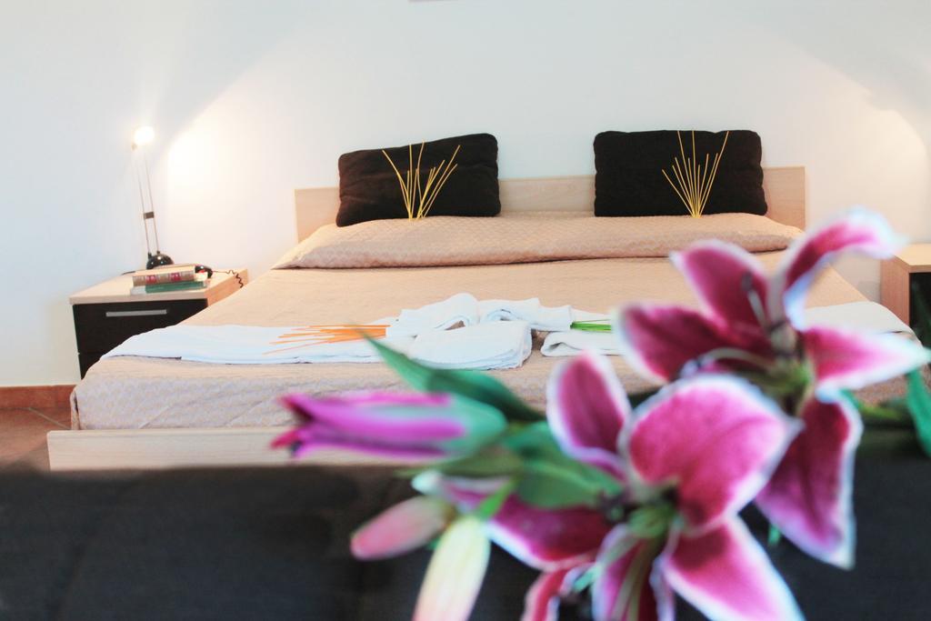 Residence Sol Levante Frascati Rum bild