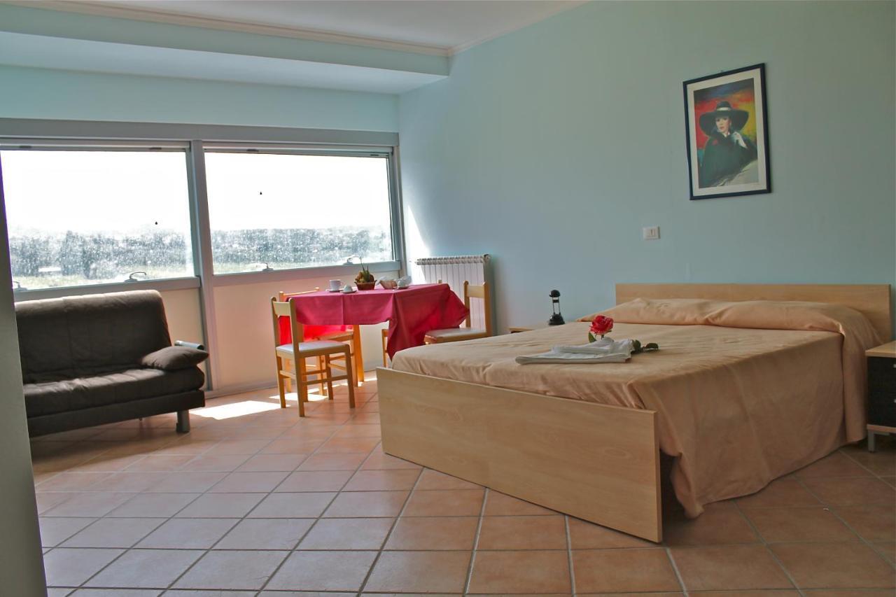 Residence Sol Levante Frascati Exteriör bild